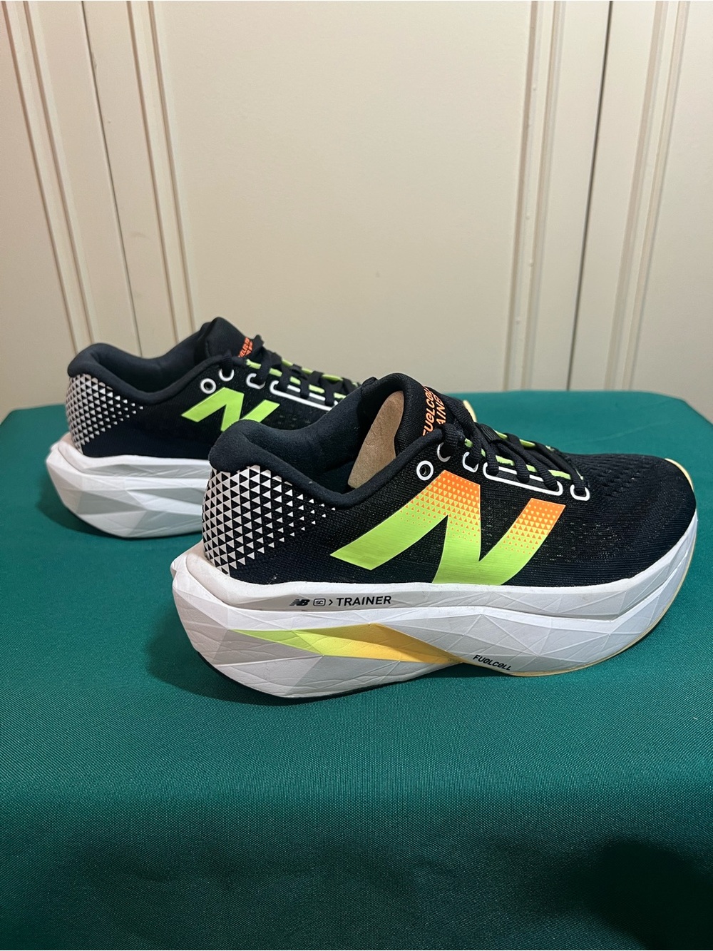 New Balance FuelCell SuperComp Trainer v3 Running Shoes